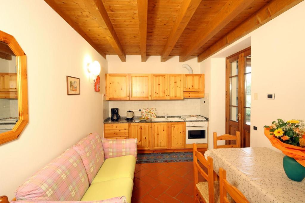 Agriturismo La Breda Affittacamere San Felice del Benaco Camera foto